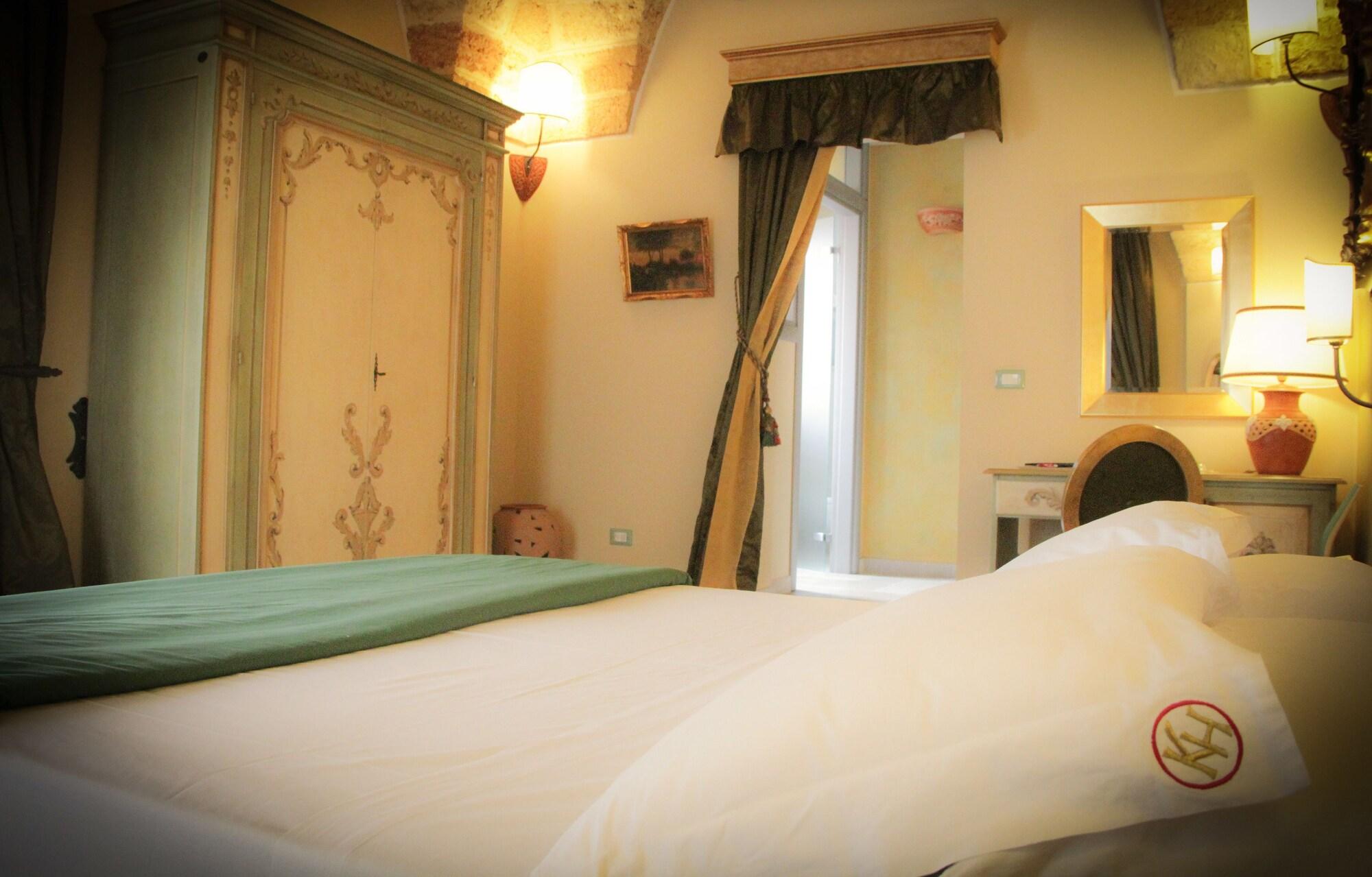 Kelina Charme Hotel By Cantine Due Palme Cellino San Marco Kültér fotó